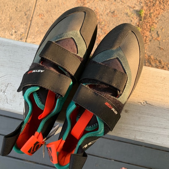 Adidas 5.10 Asylum VCS Climbing Shoes Women’s 8 - Picture 2 of 6